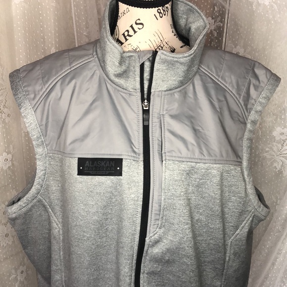 NWT Alaskan Hardgear by Duluth Trading Co Men's Fleece Fishing Vest Size XL Gray - Picture 4 of 11
